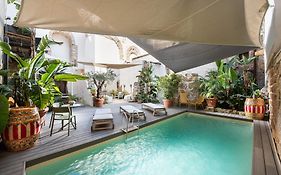Porta Di Castro Boutique Hotel & Pool